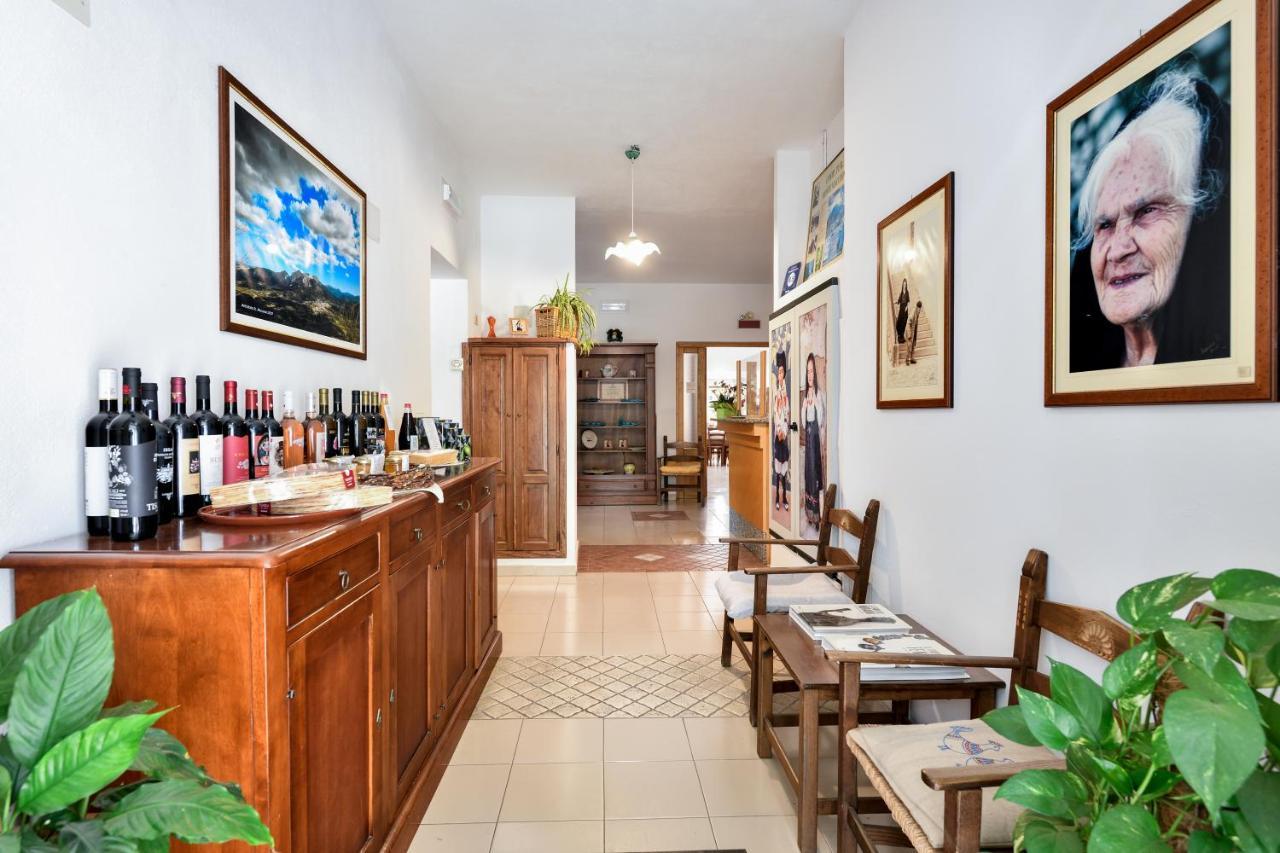 S'Enis Monte Maccione Otel Oliena Dış mekan fotoğraf