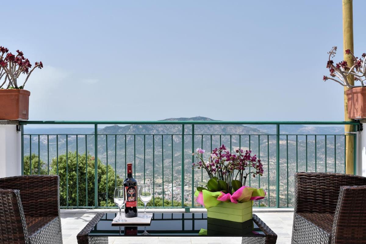 S'Enis Monte Maccione Otel Oliena Dış mekan fotoğraf