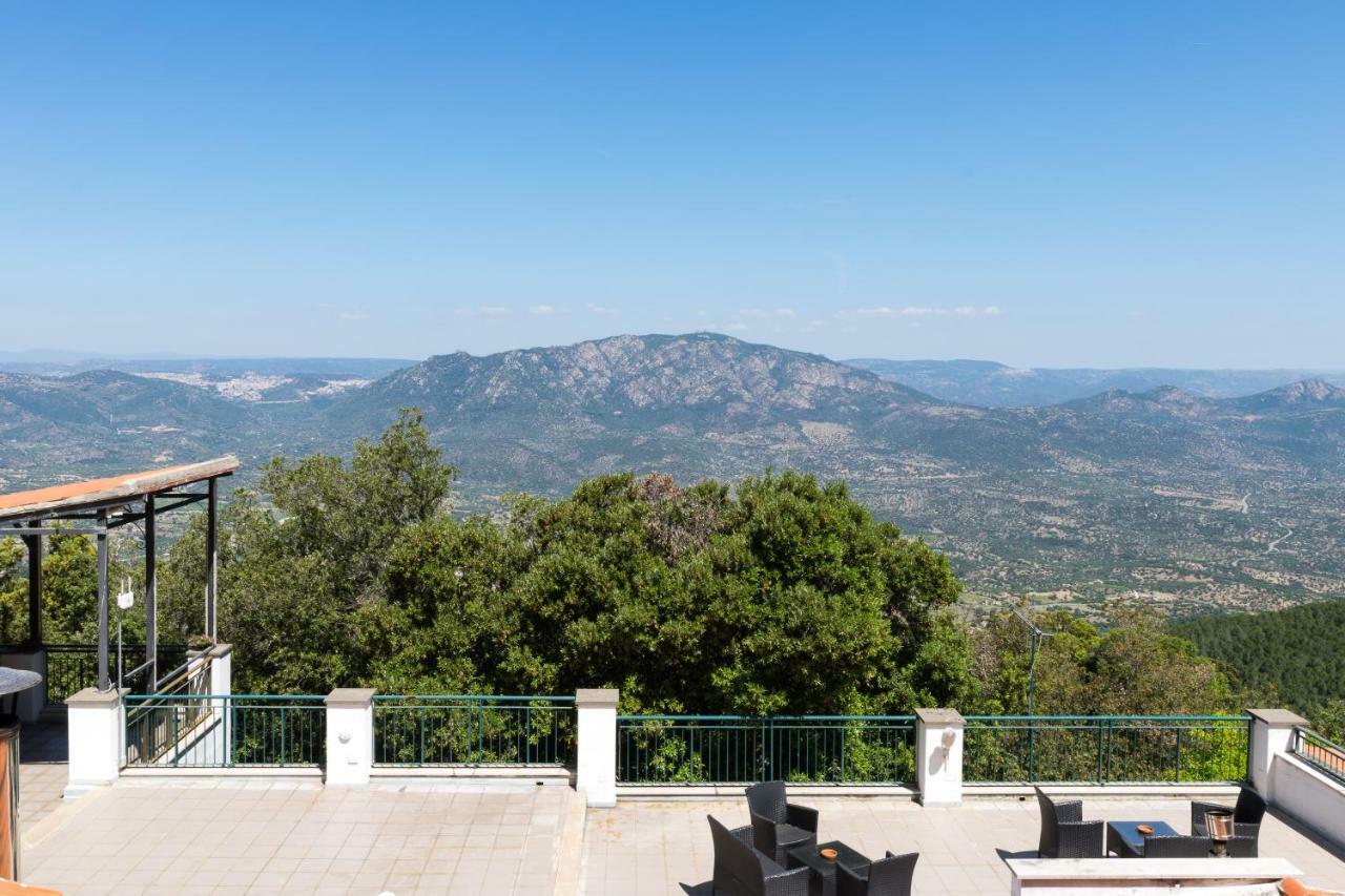 S'Enis Monte Maccione Otel Oliena Dış mekan fotoğraf